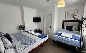 Gatwick Castle B&B
